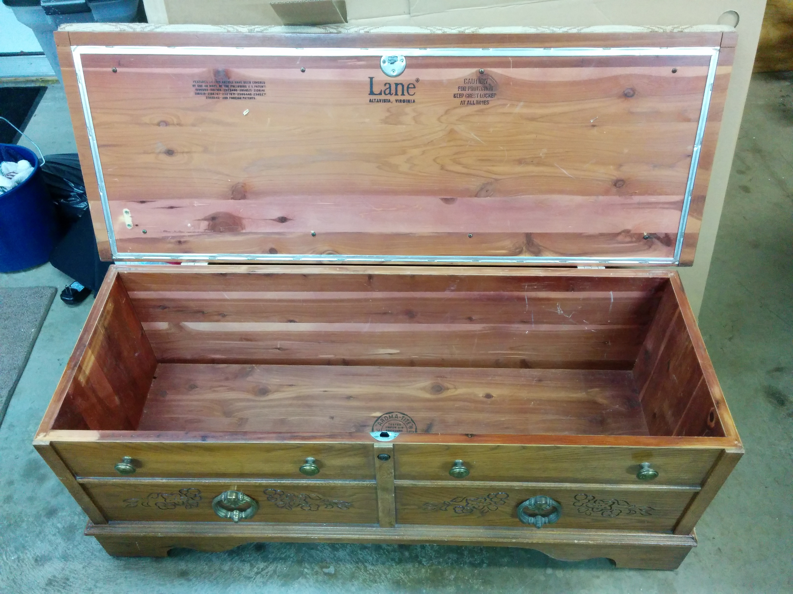 Solid on sale cedar chest